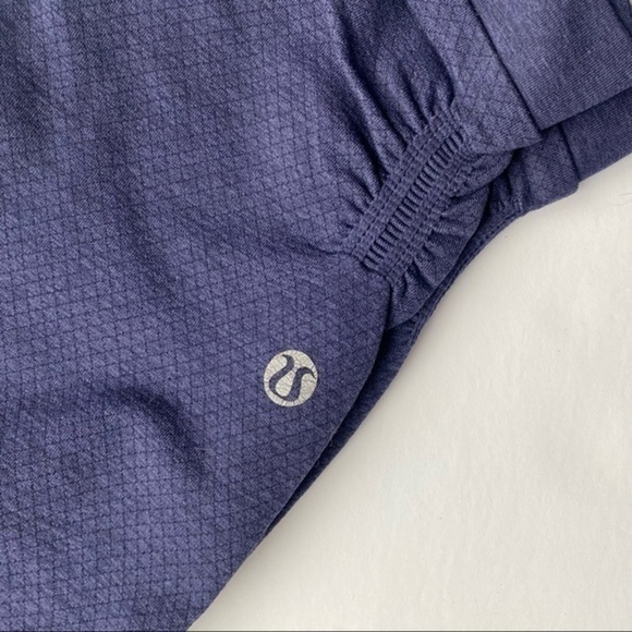 Lululemon • Navy Blue In The Flow Crop Leggings - Picture 2 of 5